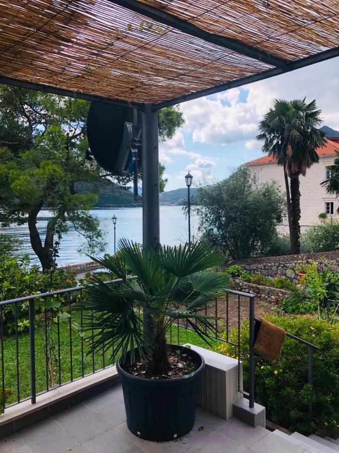 Sunny Port Apartment & Rooms Perast Eksteriør billede
