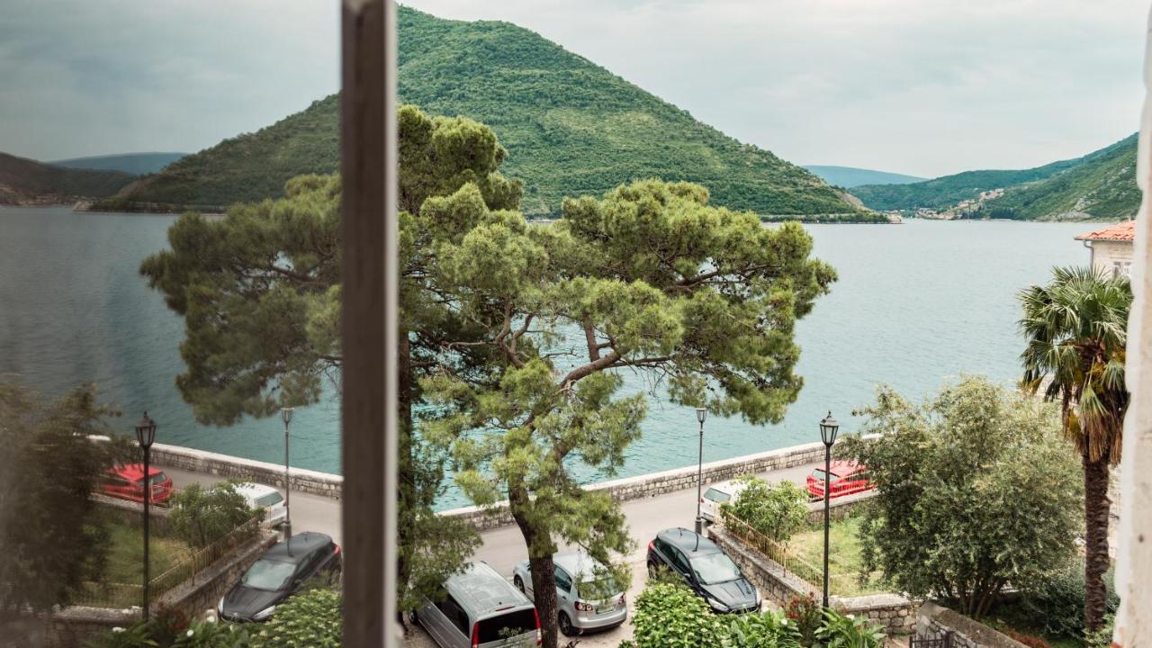 Sunny Port Apartment & Rooms Perast Eksteriør billede